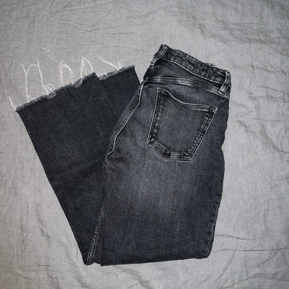 ZARA— Crop Flare Black Jeans